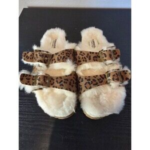 Fireside by dear foam Fuzzy slip on slides women's size‎ 7